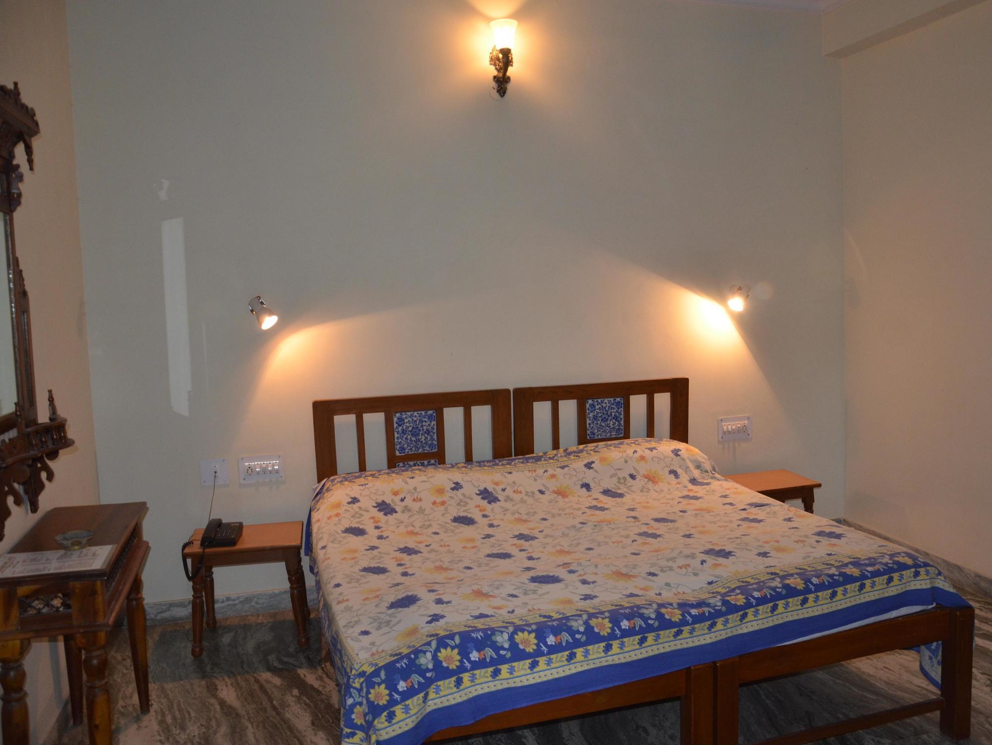 Bed & Breakfast Shahar Palace 2*